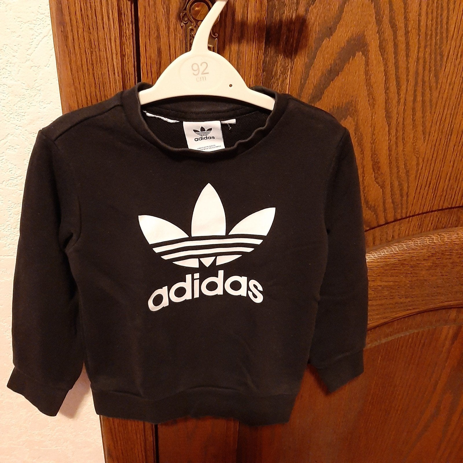 Zoals nieuw zwarte  trainingspak Adidas maat 3jaar , 6€, Kinderen en Baby's, Ophalen