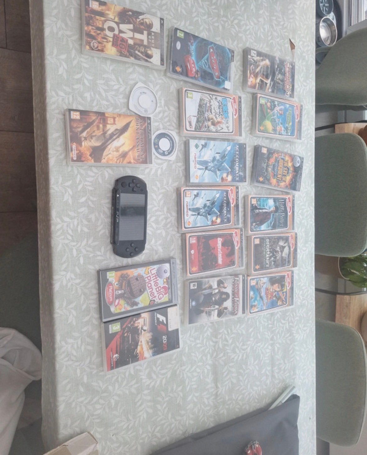 PSP avec jeux, Consoles de jeu & Jeux vidéo, Enlèvement ou Envoi, Comme neuf