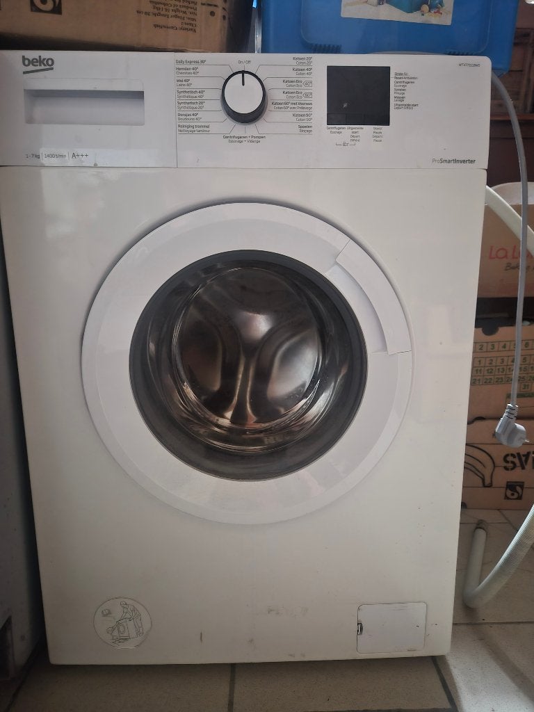 Machine a laver BEKO, 1200 à 1600 tours, 6 à 8 kg, Classe énergétique A ou plus économe, Comme neuf