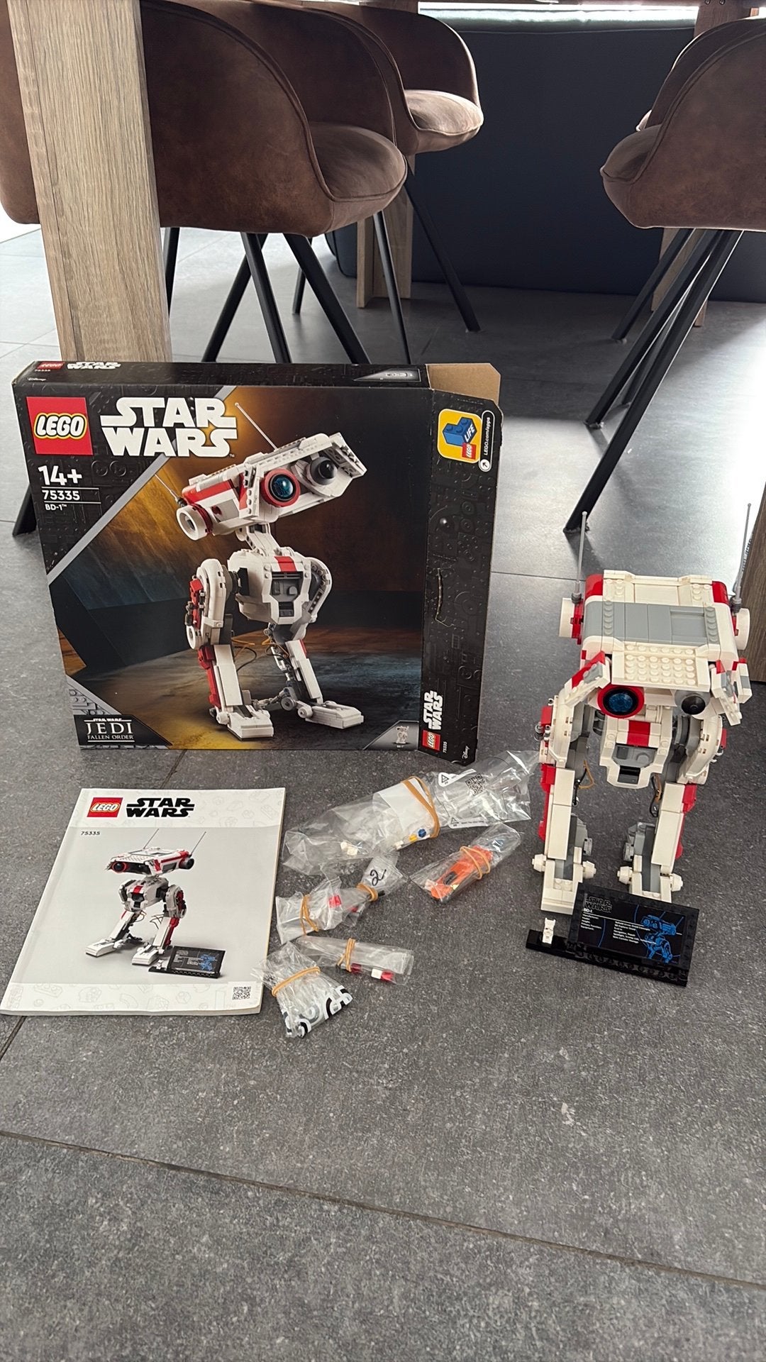 Set Lego 75335 BD-1 (vendu monté ou démonté), Ophalen of Verzenden, Zo goed als nieuw