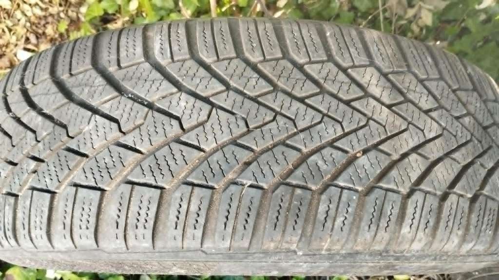Vente de 2 Pneus hiver avec jantes 185 65 R15 88T, 15 pouces, Pneus hiver, Véhicule de tourisme, 185 mm
