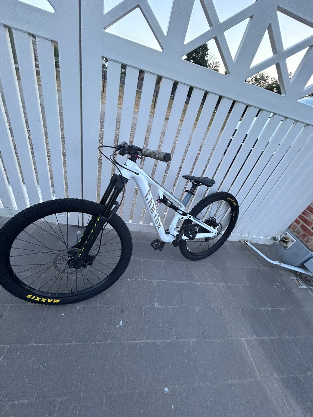 canyon neuron young hero xs, Ophalen, 24 inch of meer, Gebruikt, V-brakes