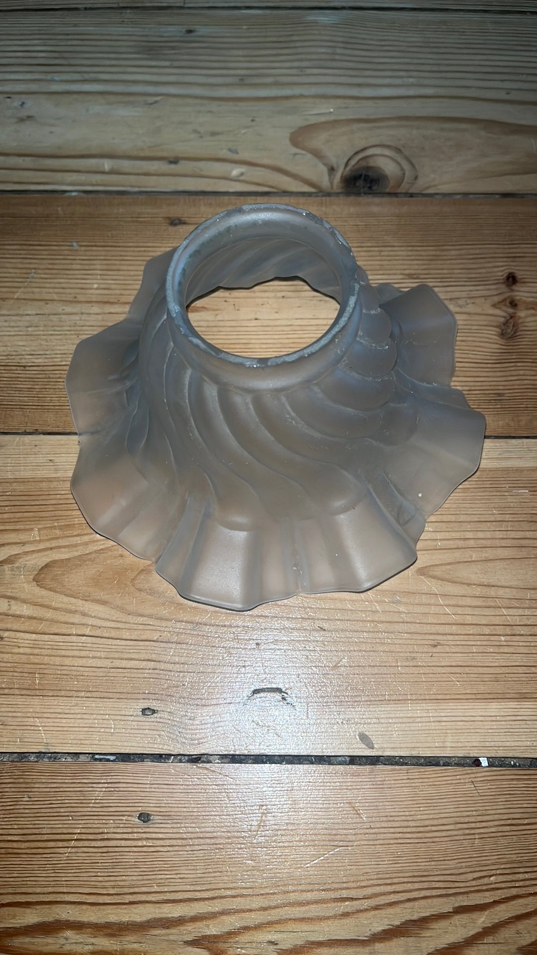 Ancien abat-jour / tulipe en verre givré et ondulé, Enlèvement, Comme neuf, Verre