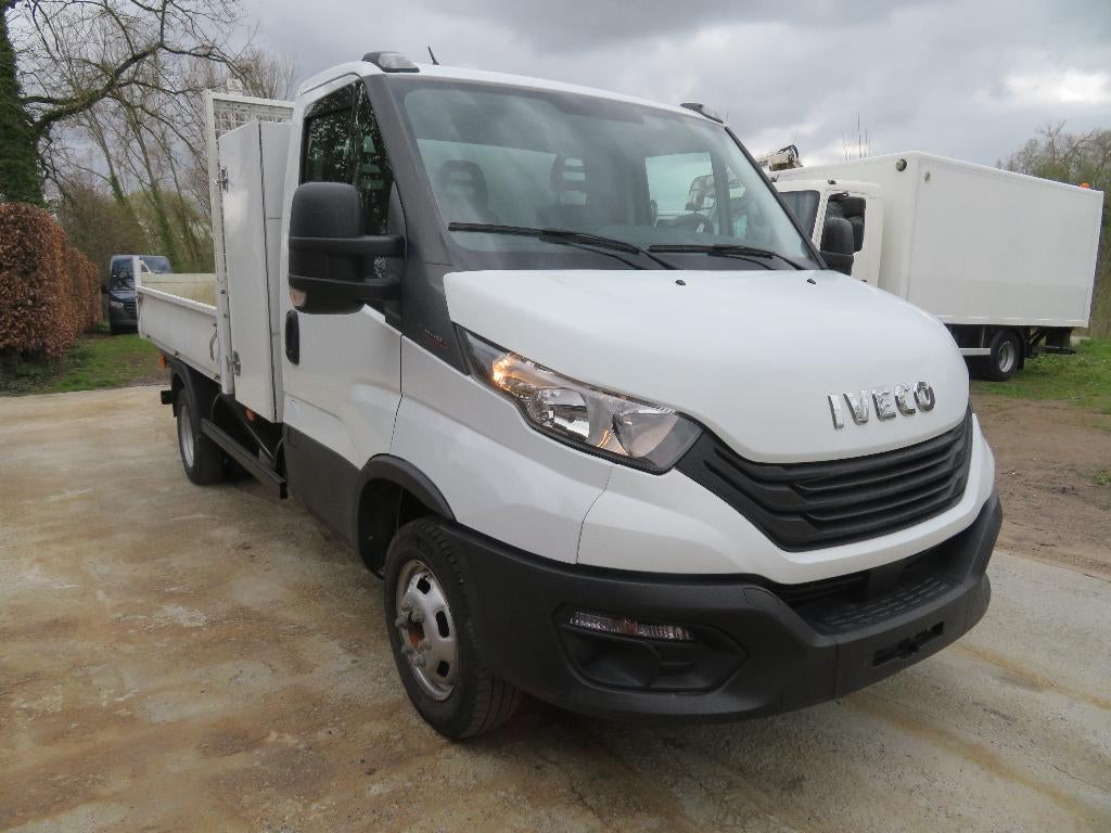 Iveco Daily 35C16 3.0 - Kipper - 2022 - 62.742km - €6d, Auto's, Bestelwagens en Lichte vracht, Bedrijf, Te koop, ABS, Airbags