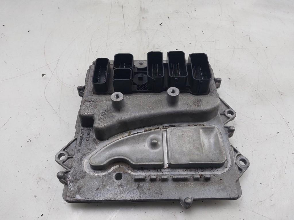 CALCULATEUR MOTEUR ECU BMW 5 serie (F10) (01-2009/10-2016), Robert Bosch AG, Utilisé, BMW, Robert-Bosch-Allee 1
74232  Abstatt, DE