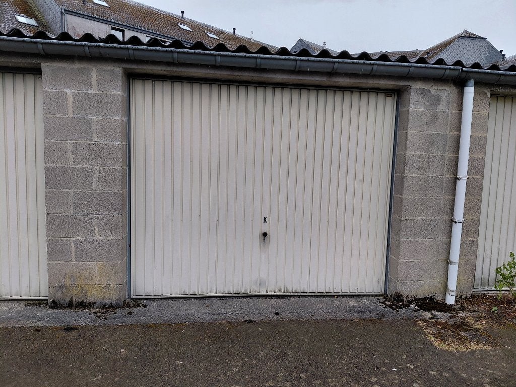 GARAGE TE HUUR IN LIBRAMONT, 20 m², Overige soorten