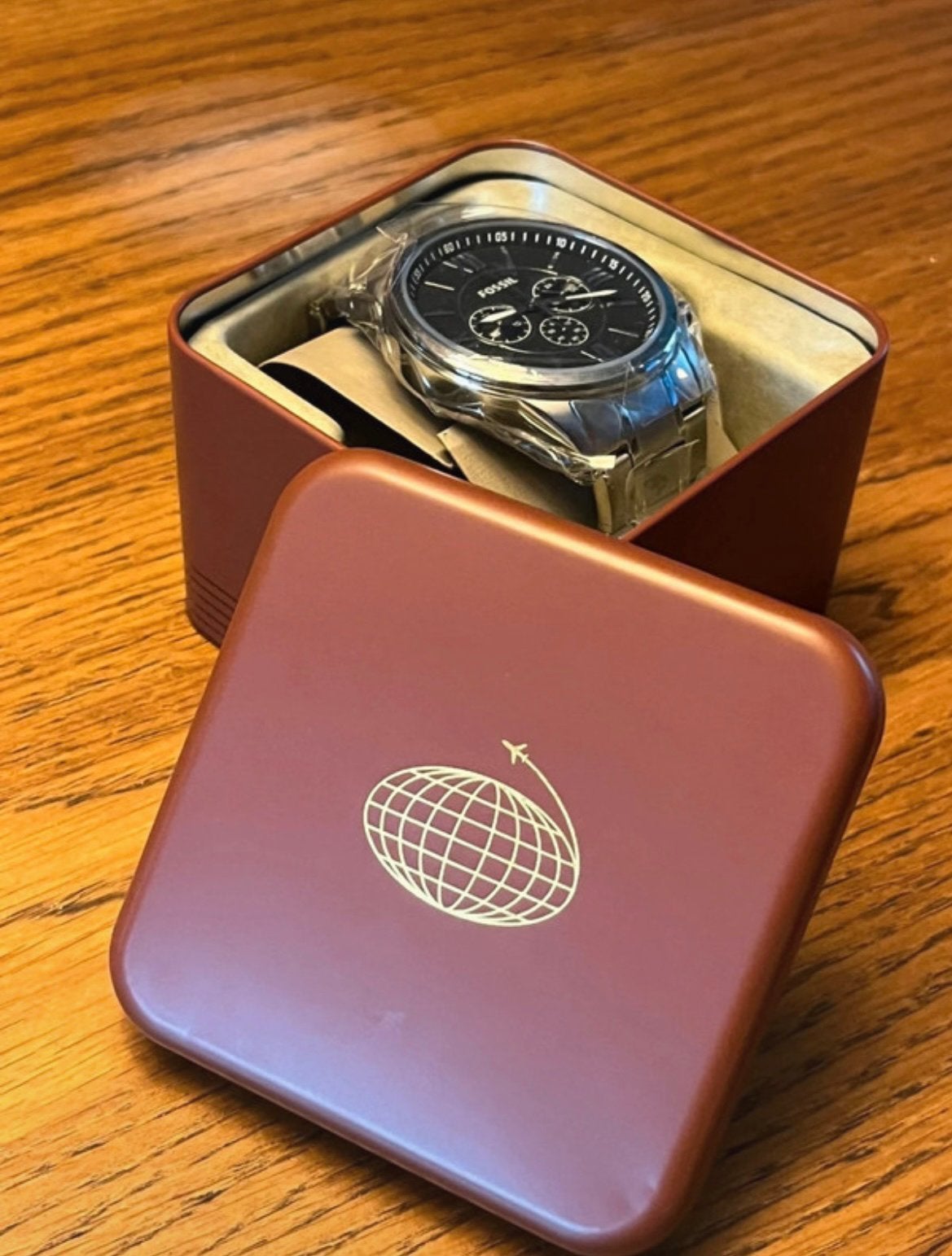 Montre Fossil FLYNN chronographe argenté, Bijoux, Sacs & Beauté, Montres | Hommes, Autres marques, Enlèvement ou Envoi, Acier