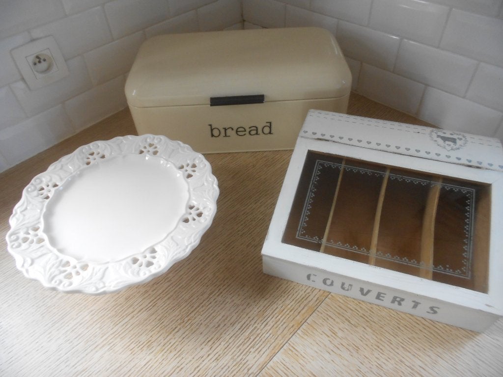 Metalen brooddoos - taartvorm - bestekdoos. o, Huis en Inrichting, Keuken | Potten en Pannen, Ophalen of Verzenden
