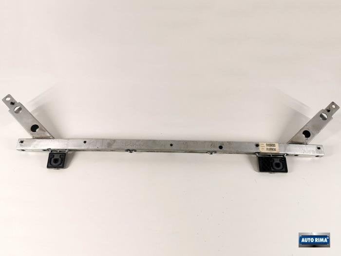 Barre radiateur d'un Volvo V60, -, 3 mois de garantie, -, -
