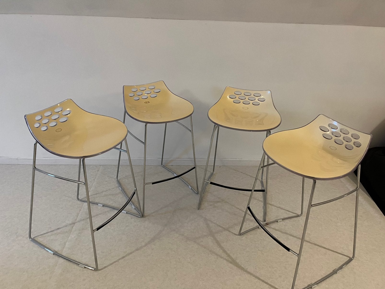 Design stoelen calligaris, Maison & Meubles, Tabourets de bar, Avec repose-pieds, Synthétique, 4 tabourets, Enlèvement