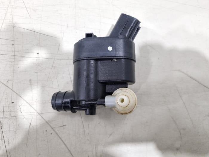 Pompe lave-glace avant d'un Hyundai Bayon, Autos : Pièces & Accessoires, Vitres & Accessoires, Hyundai, Utilisé, 3 mois de garantie