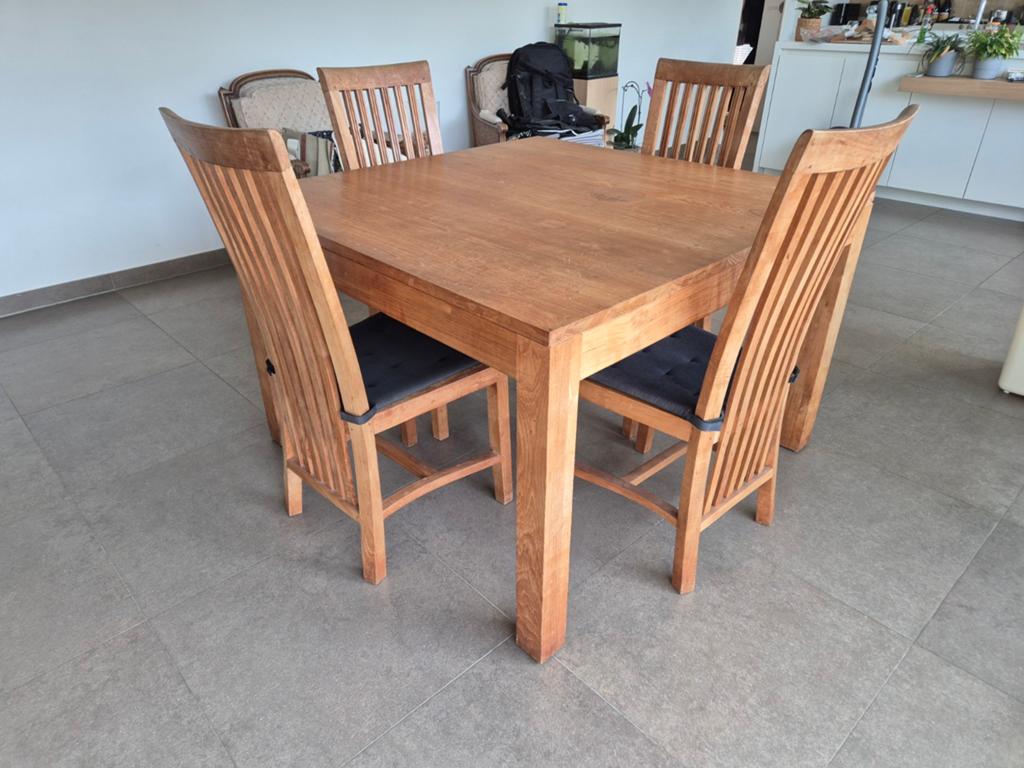 Tafel teak 120x120cm + 4 stoelen, Huis en Inrichting, Complete eetkamers, Ophalen