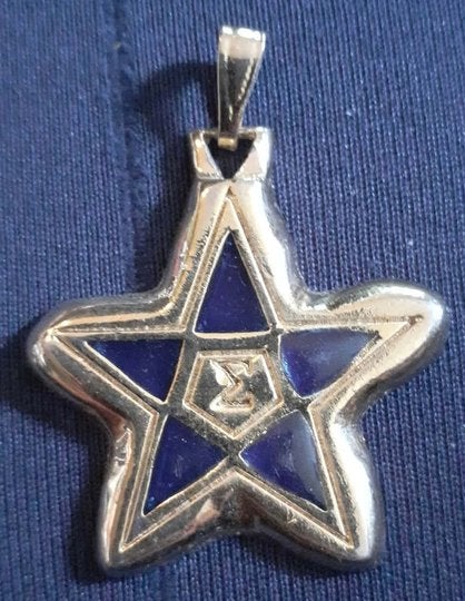 pendentif doré pentagramme Etoile d'orient, Enlèvement ou Envoi, Comme neuf, Autres couleurs, Autres matériaux