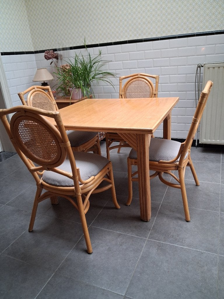 Rotan tafel met 4 stoelen, Ophalen, 4 zitplaatsen, Gebruikt, Eettafel