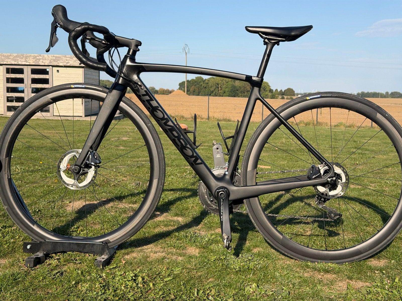 VÉLO DE ROUTE THOMPSON full Carbon, Vélos & Vélomoteurs, Moins de 49 cm, Enlèvement, Comme neuf, Carbone