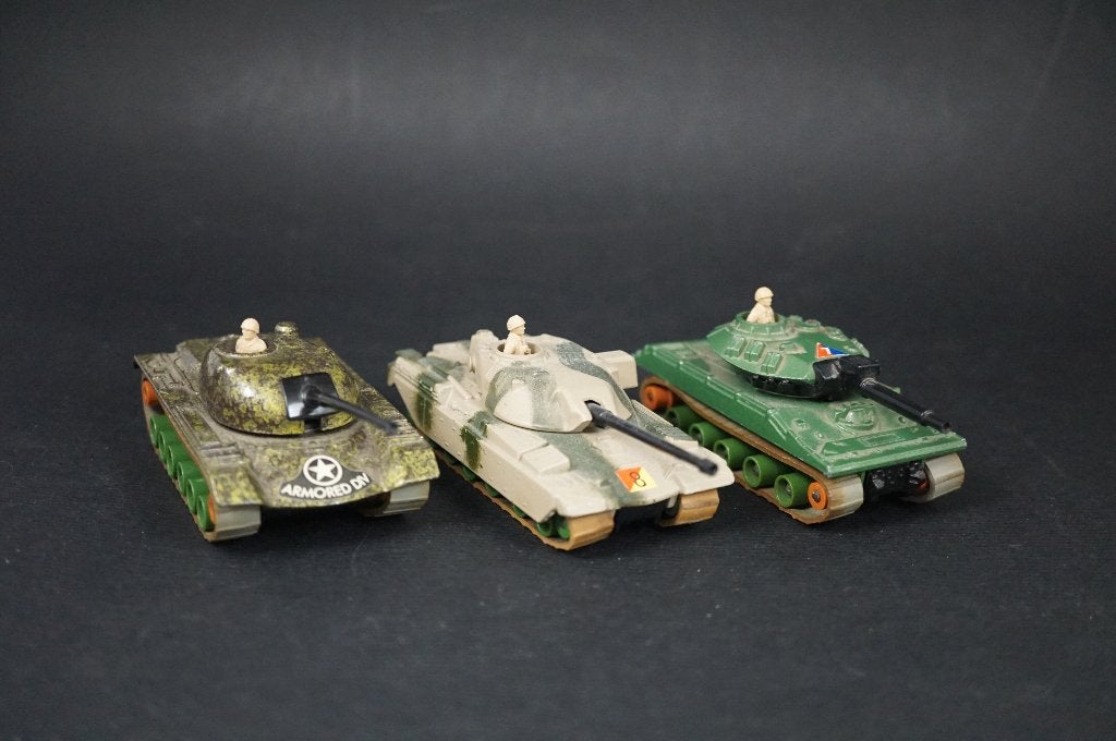 3 chars Matchbox datant de 1974 : Sheridan, Chieftain et m48, Enlèvement ou Envoi