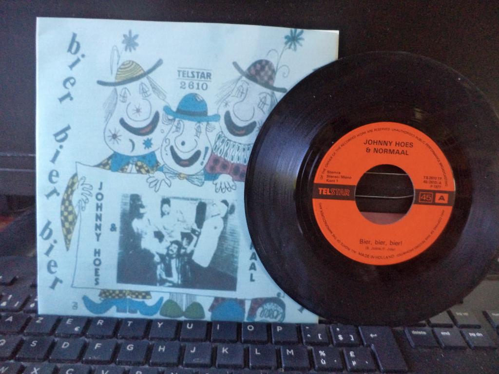 Johnny Hoes & Normaal - bier bier bier, Cd's en Dvd's, Vinyl | Nederlandstalig, Verzenden