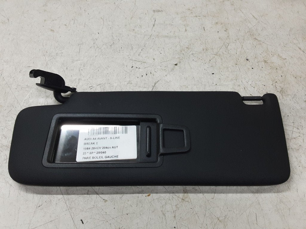 PARE-SOLEIL GAUCHE Audi A4 Avant (B9) (01-2015/08-2020), Mevr. I. Hauben, Audi, Utilisé, Rue de l'Espoir 34 34
4030  GRIVEGNÉE, BE
