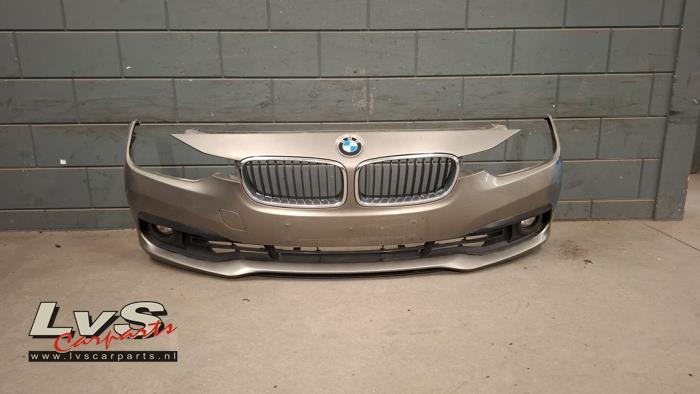 Voorbumper van een BMW 3-Serie, Gebruikt, -, -, Ophalen of Verzenden