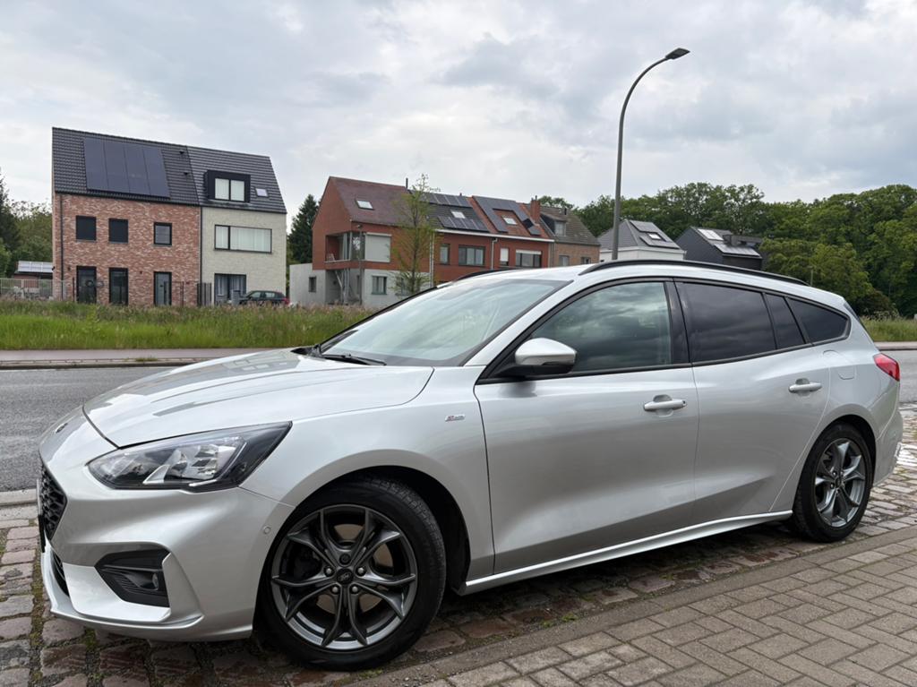 Ford Focus ST Line | 12 M Garantie | 120 Dkm | Benzine |2019, Testrit aan huis, Stof, https://public.car-pass.be/vhr/5daaaa50-ca8a-4b54-b75d-fdf3ab1c92e9
