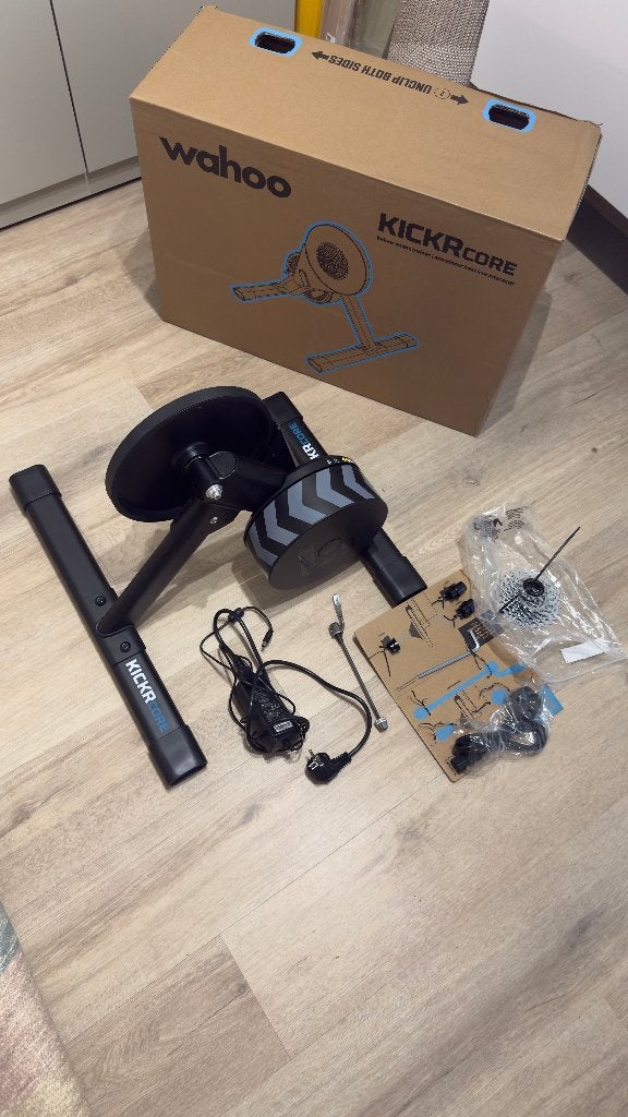 WAHOO KICKR CORE 2 SMART INDOOR FIETSTRAINER, Sport en Fitness, Ophalen, Zo goed als nieuw, Overige typen