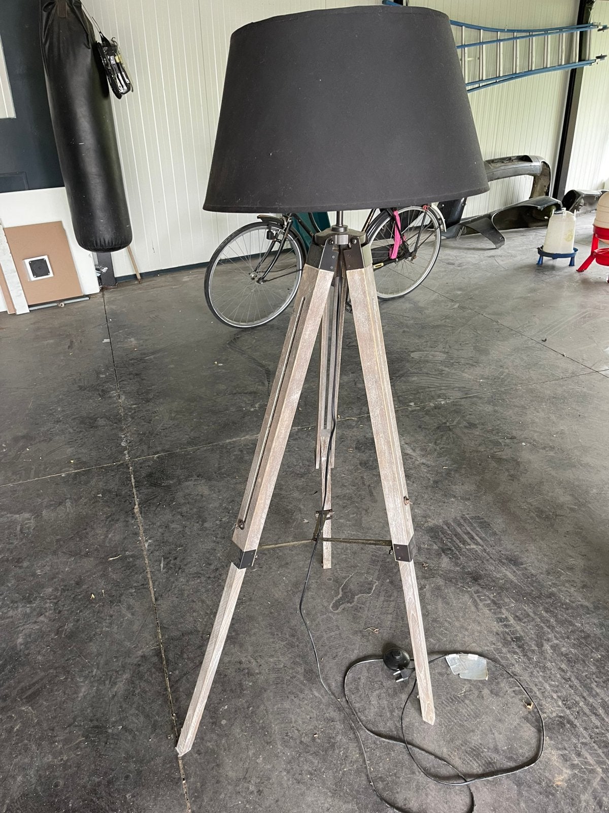 Staan lamp, Ophalen, Zo goed als nieuw