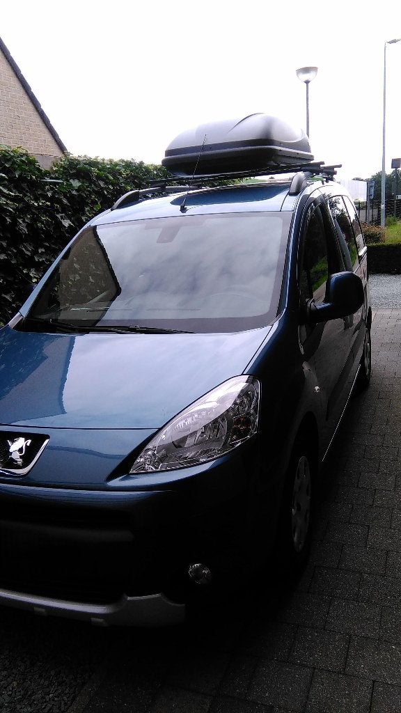 Peugeot Partner tepee – 115.000 km – prima staat, Voorwielaandrijving, Stof, 139 g/km, Zwart