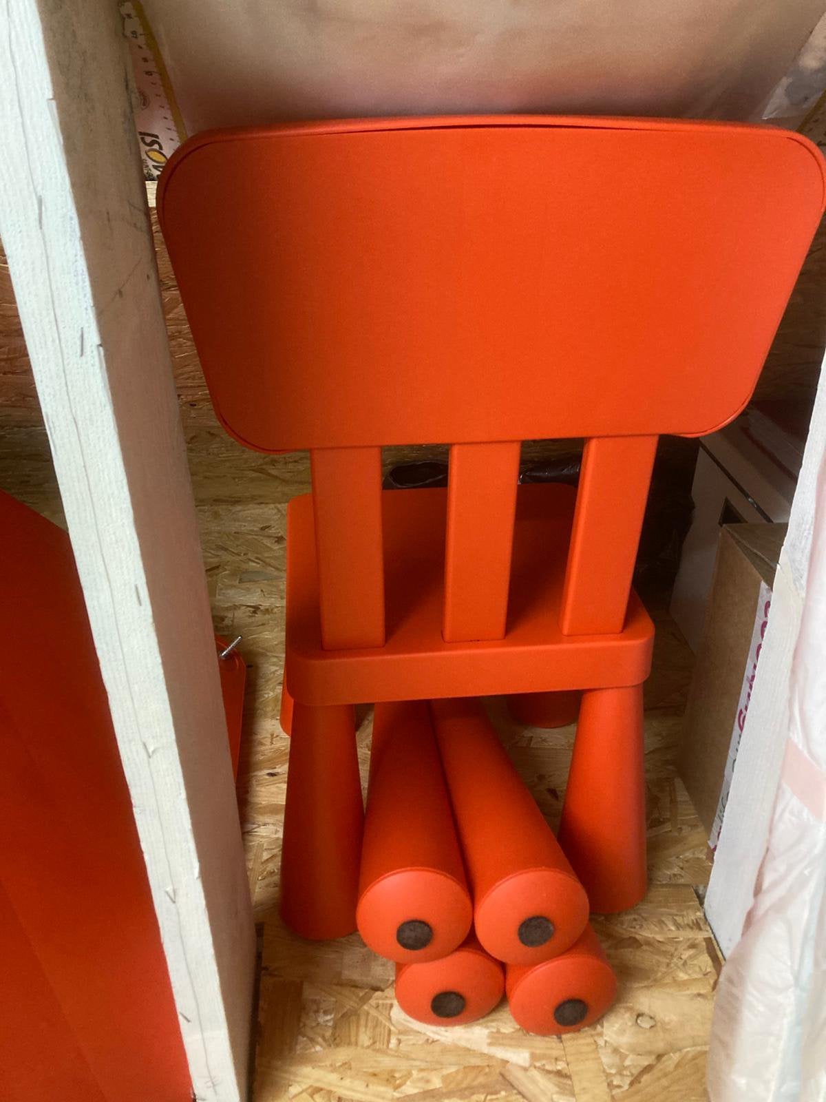 Table et chaise rouges pour enfants, Enlèvement, Comme neuf