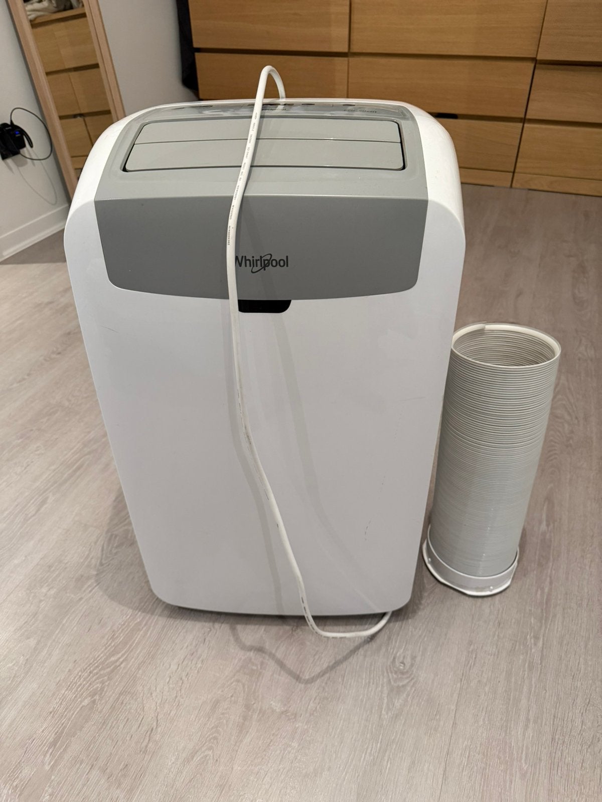Mobiele airco whirlpool, Elektronische apparatuur, Airco's, Ophalen, Koelen en Ontvochtigen, 2 snelheden, Zo goed als nieuw