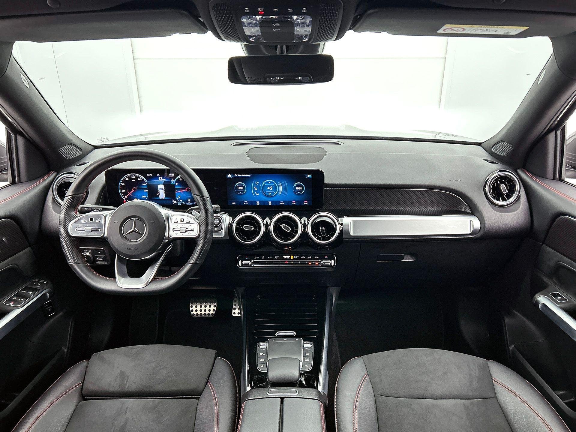 Mercedes-Benz GLB-Klasse 180 AMG Line | 7 Zitplaatsen | Navi, Auto's, Dealer onderhouden, Stof, Gebruikt, 4 cilinders