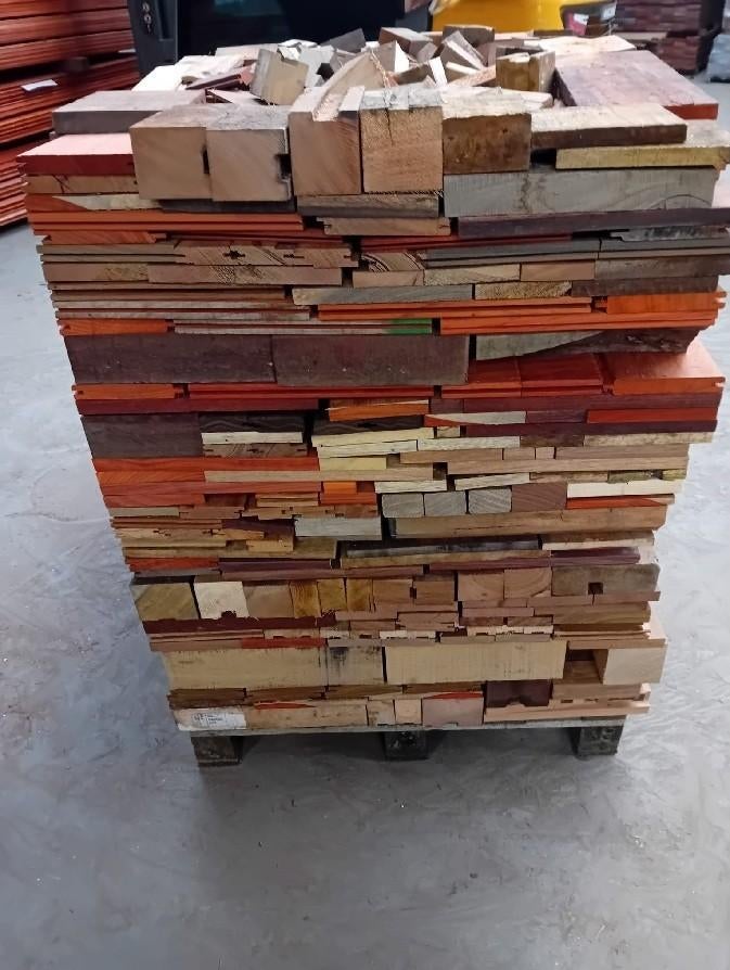 Brandhout, Doe-het-zelf en Bouw, Hout en Planken, Gebruikt, Ophalen of Verzenden, 50 mm of meer, Pallet