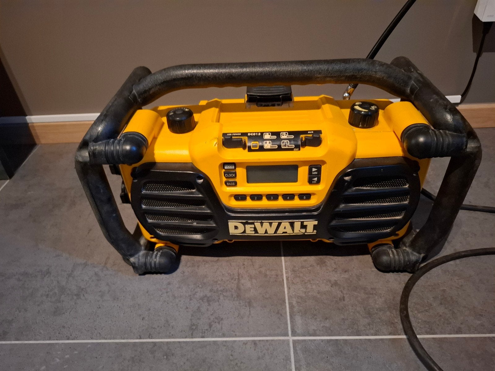 Dewalt werfradio, Audio, Tv en Foto, Radio's, Ophalen, Gebruikt, Bouwradio