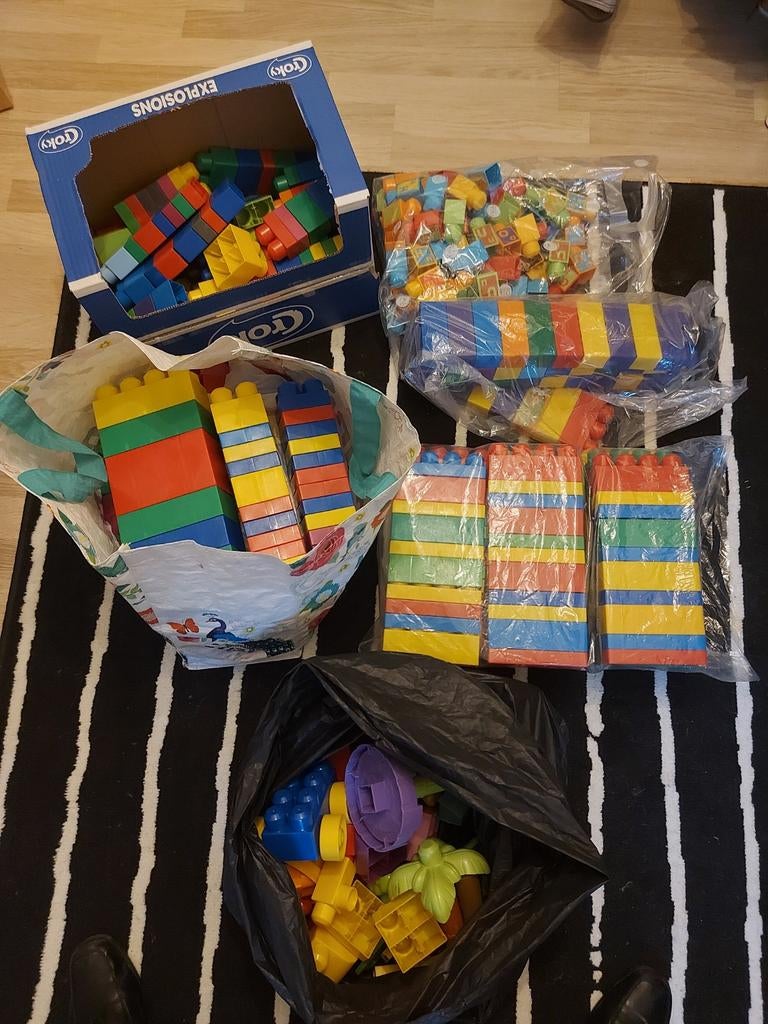 Groot lot Mega Bloks, Enlèvement