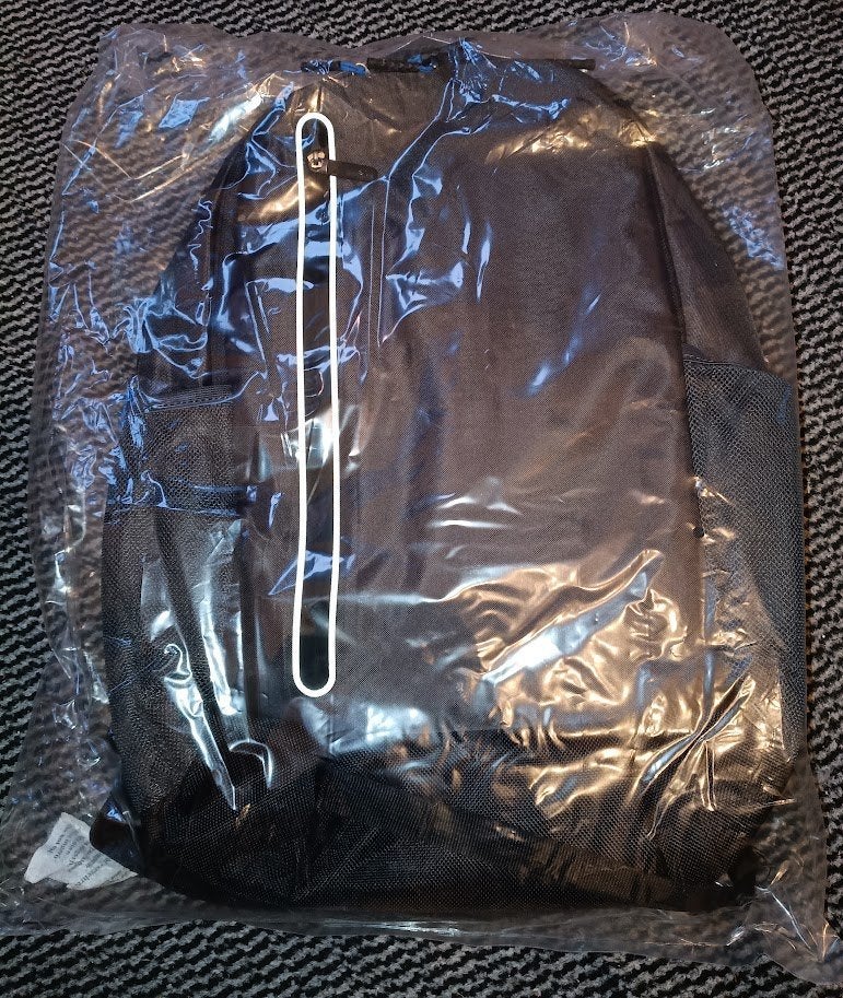 mooie zwarte  laptop rugzak DELL  Urban Backpack 15, Informatique & Logiciels, Neuf, Enlèvement ou Envoi, Dell, Compartiment rembourré