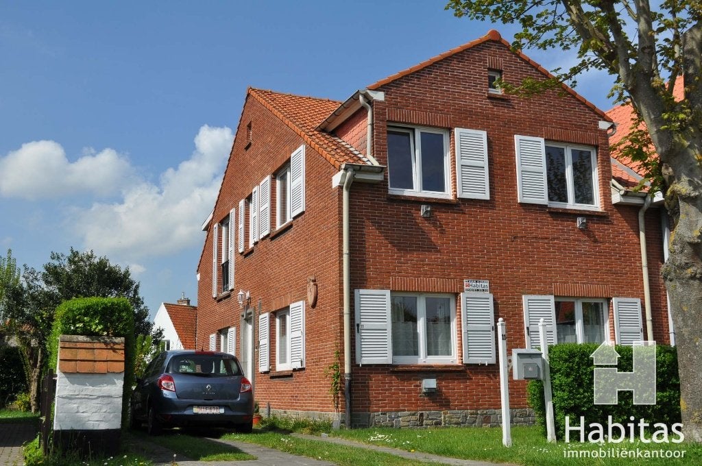 Vernieuwd en ongemeubeld appartement op een 1ste verdieping, Immo, Appartements & Studios à louer, 50 m² ou plus