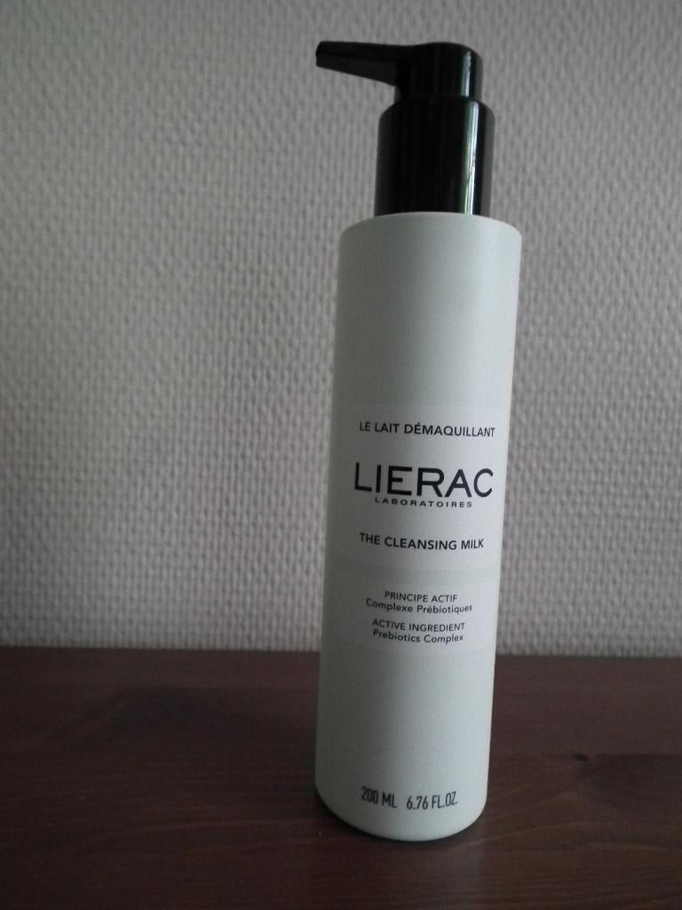 Le lait démaquillant LIERAC. 200 ml (nouveau), Envoi, Neuf, Tout le visage, Nettoyage