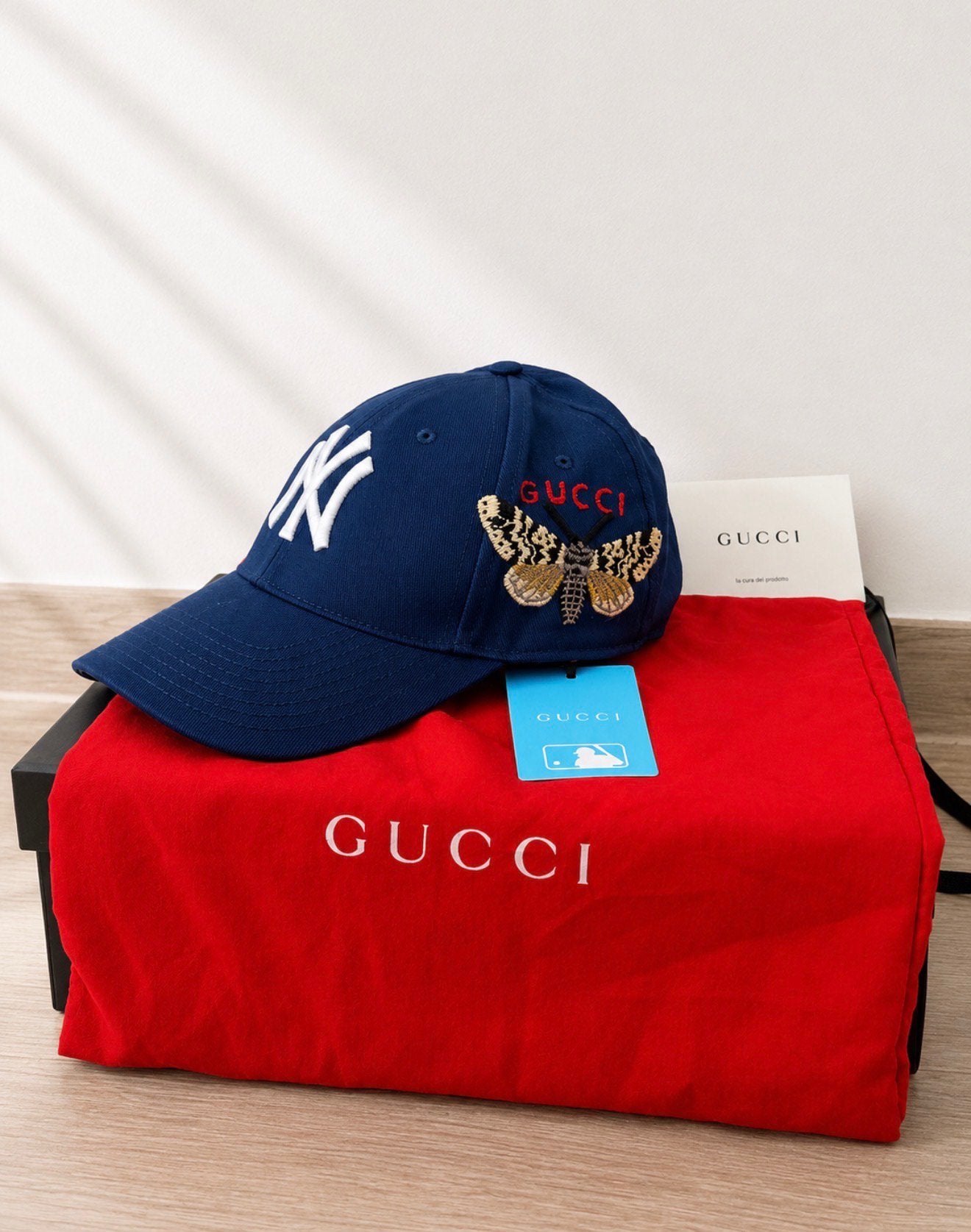 Gucci x New York Yankees, Vêtements | Hommes, Chapeaux & Casquettes, Enlèvement ou Envoi, Comme neuf, Casquette