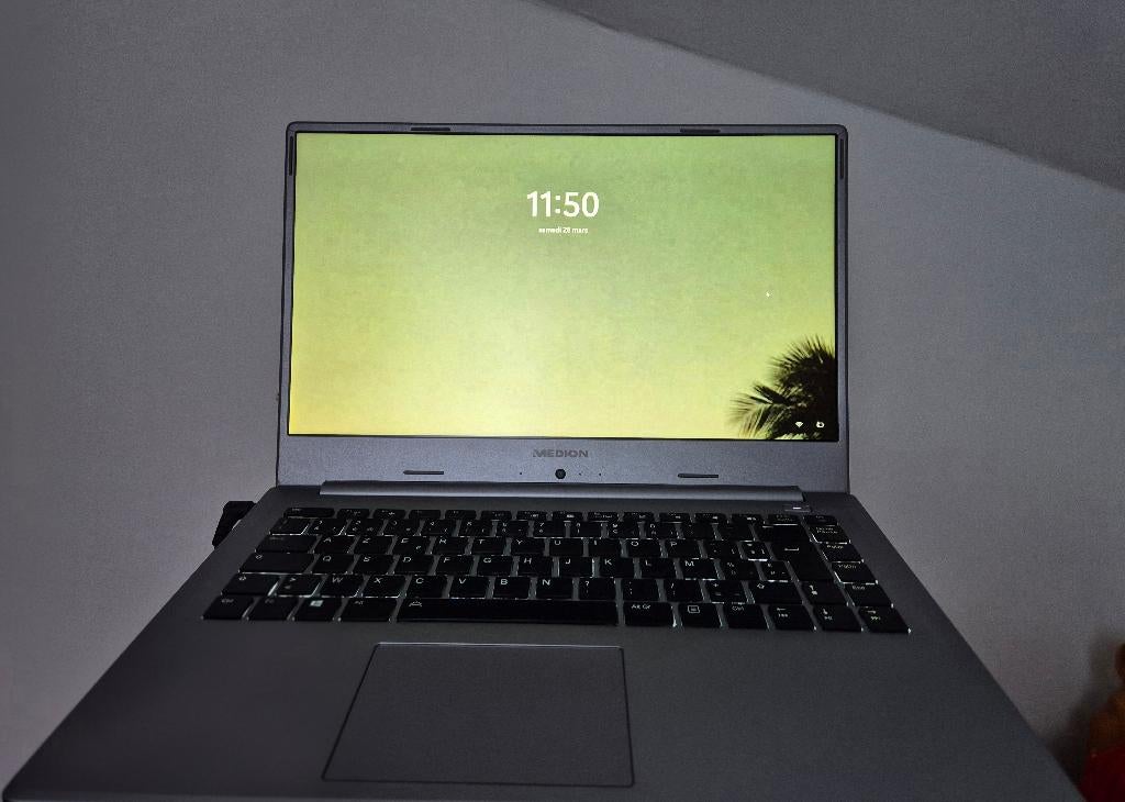 MEDION Akoya S15447TG Laptop PC — Goede staat, Computers en Software, Windows Laptops, Gebruikt, 15 inch, SSD, 8 GB, Azerty, Ophalen of Verzenden