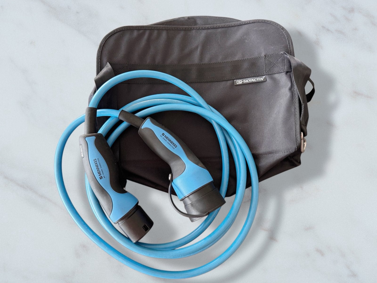 Nouveau Mennekes cable de voiture, Enlèvement, Neuf, Câble de charge