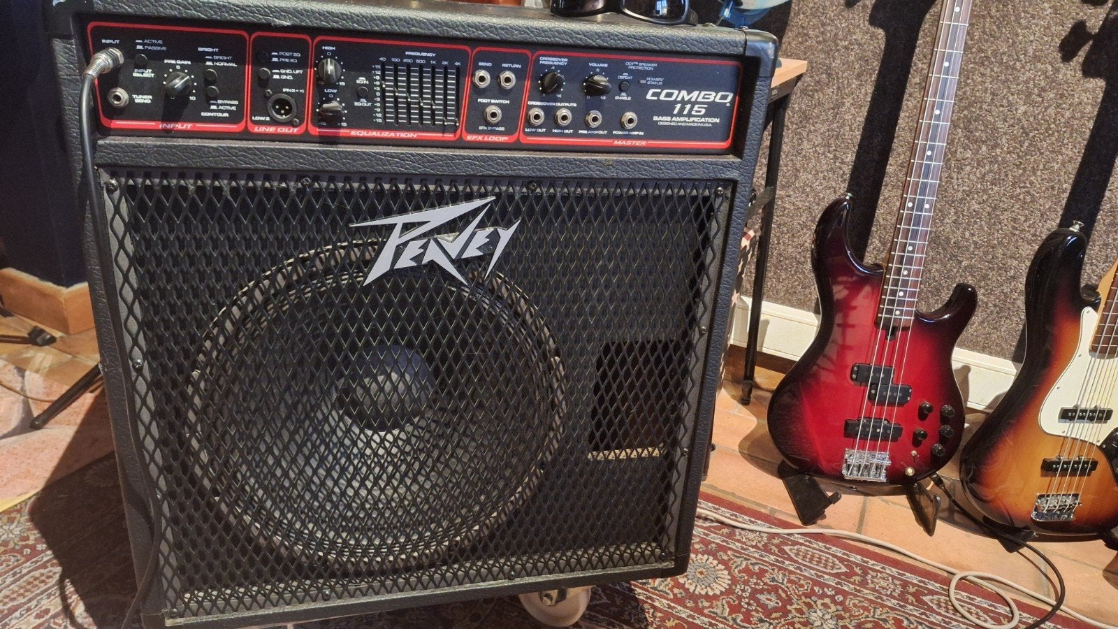 Peavey COMBO 115 bass, Musique & Instruments, Enlèvement, Utilisé, Guitare basse, 100 watts ou plus