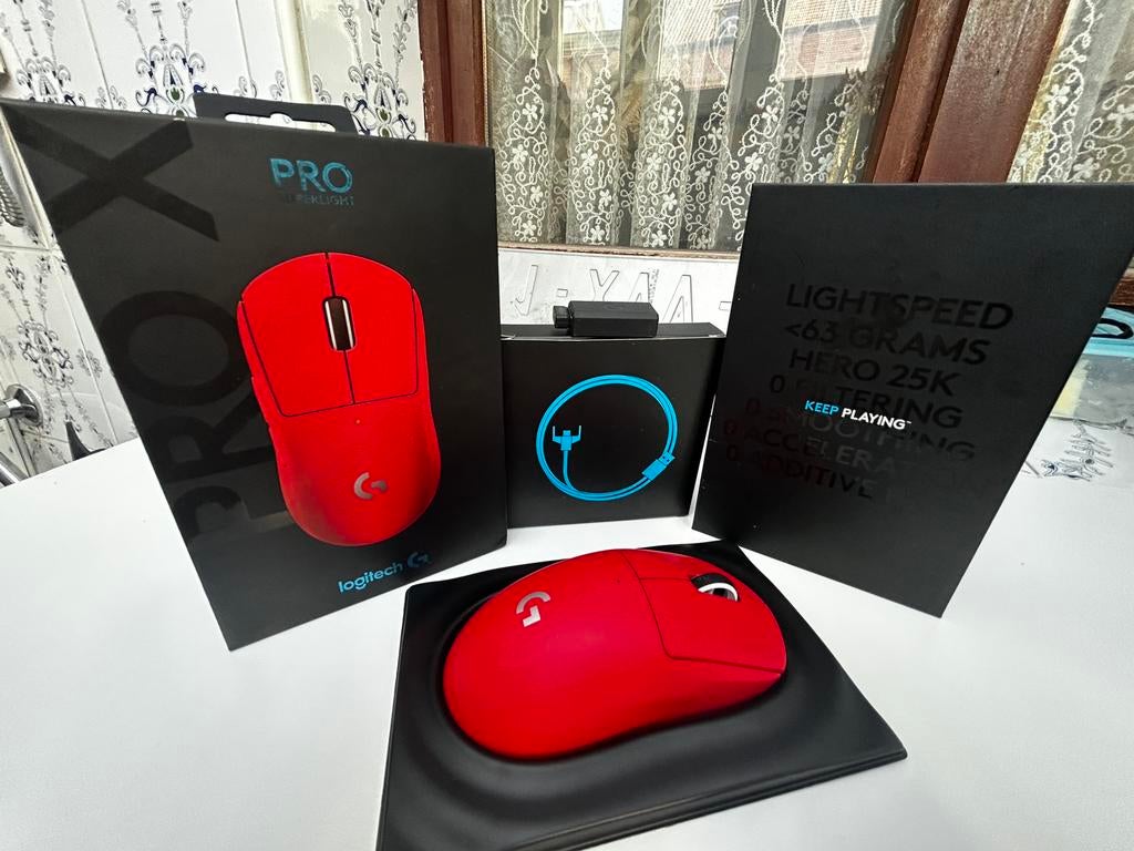 Souris Logitech G PRO X SUPERLIGHT Rouge, Informatique & Logiciels, Neuf, Souris, Enlèvement, Souris de gaming