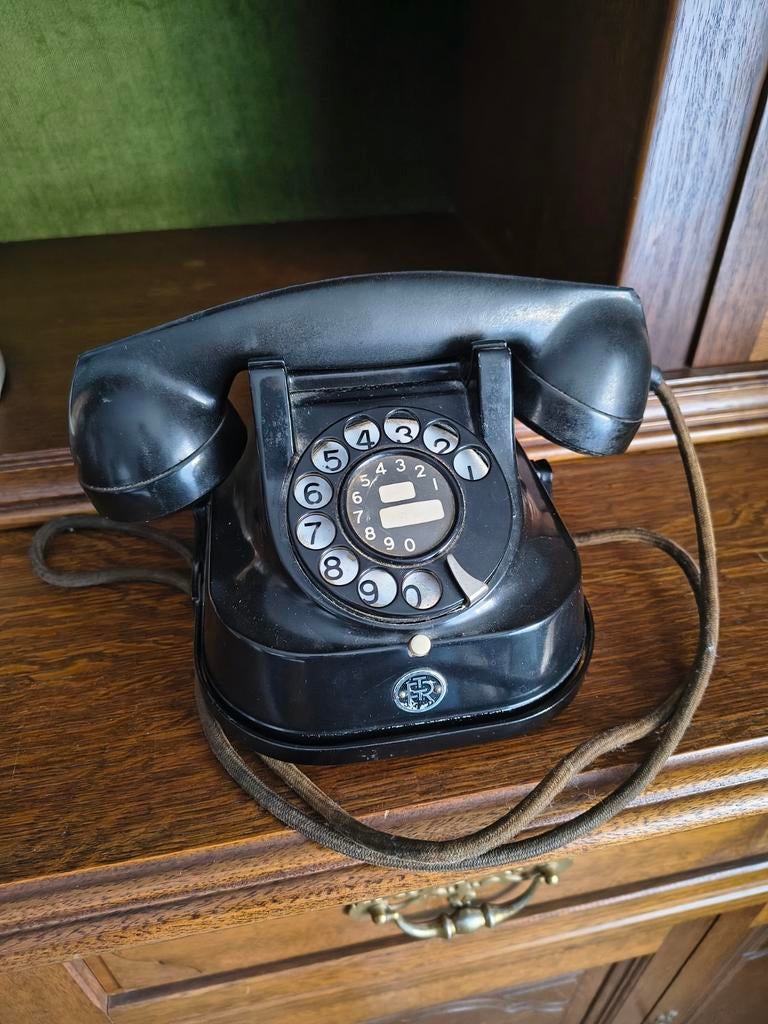 vintage rtt56b bakeliet telefoon, Télécoms, Téléphones fixes | Filaires, Enlèvement ou Envoi, Bakélite