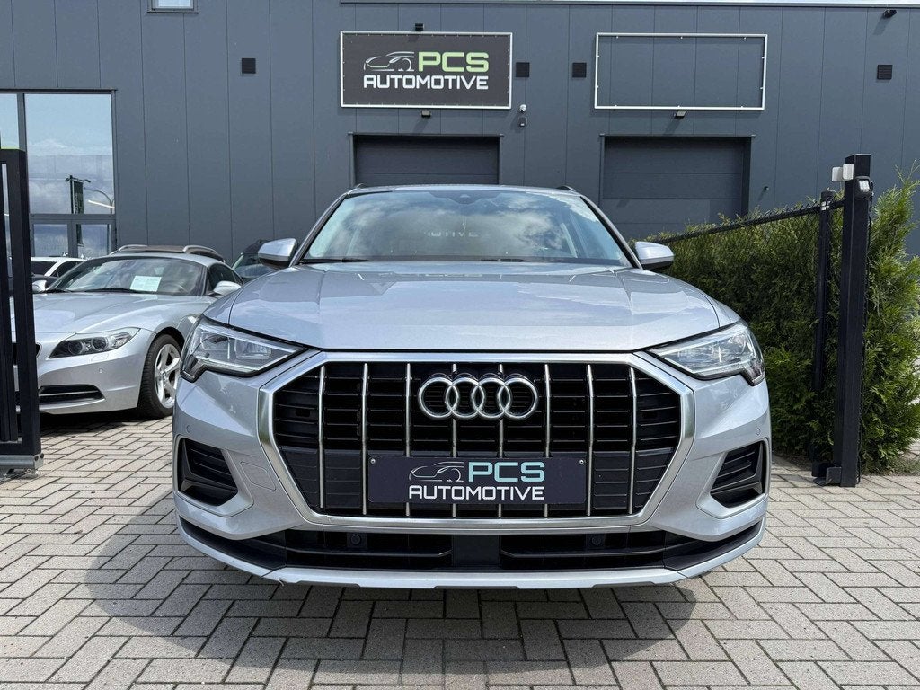 Audi Q3 150 pk / 1.5 Benzine / 2019 / 120.000 km / 12 mnd Wa, Autos, Argent ou Gris, Entreprise, Boîte manuelle, Noir