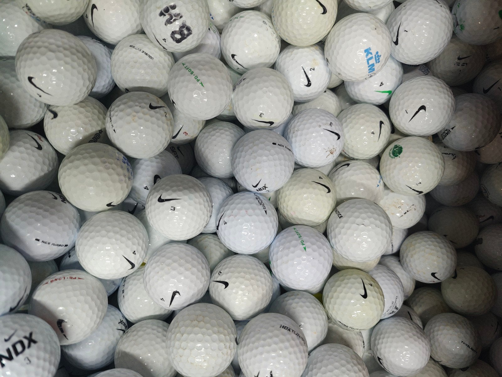 nike golfballen mix 100 stuks, Enlèvement ou Envoi