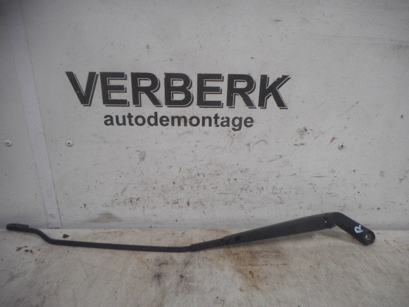BRAS ESSUIE-GLACE AVANT DROIT Audi A3 (8L1) (1j1955410a), Auto-Union-Straße  1,
85057  Ingolstadt, DE, Info@audi.de, Audi, Utilisé