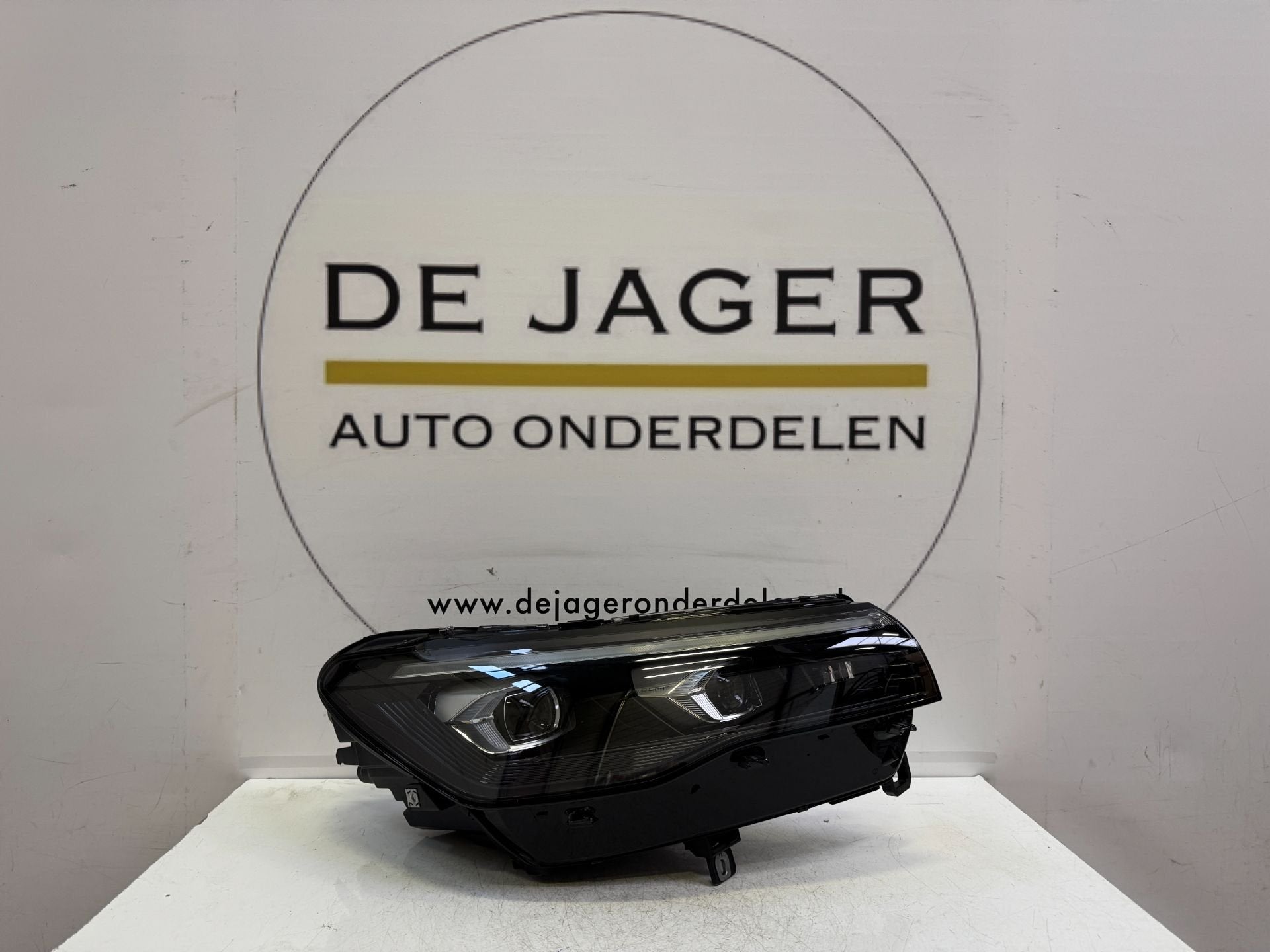 VW TIGUAN 571 IQ LIGHT PHARE DROIT MATRIX 571941060G, Volkswagen, Volkswagen AG, Vw@volkswagen.de, Utilisé
