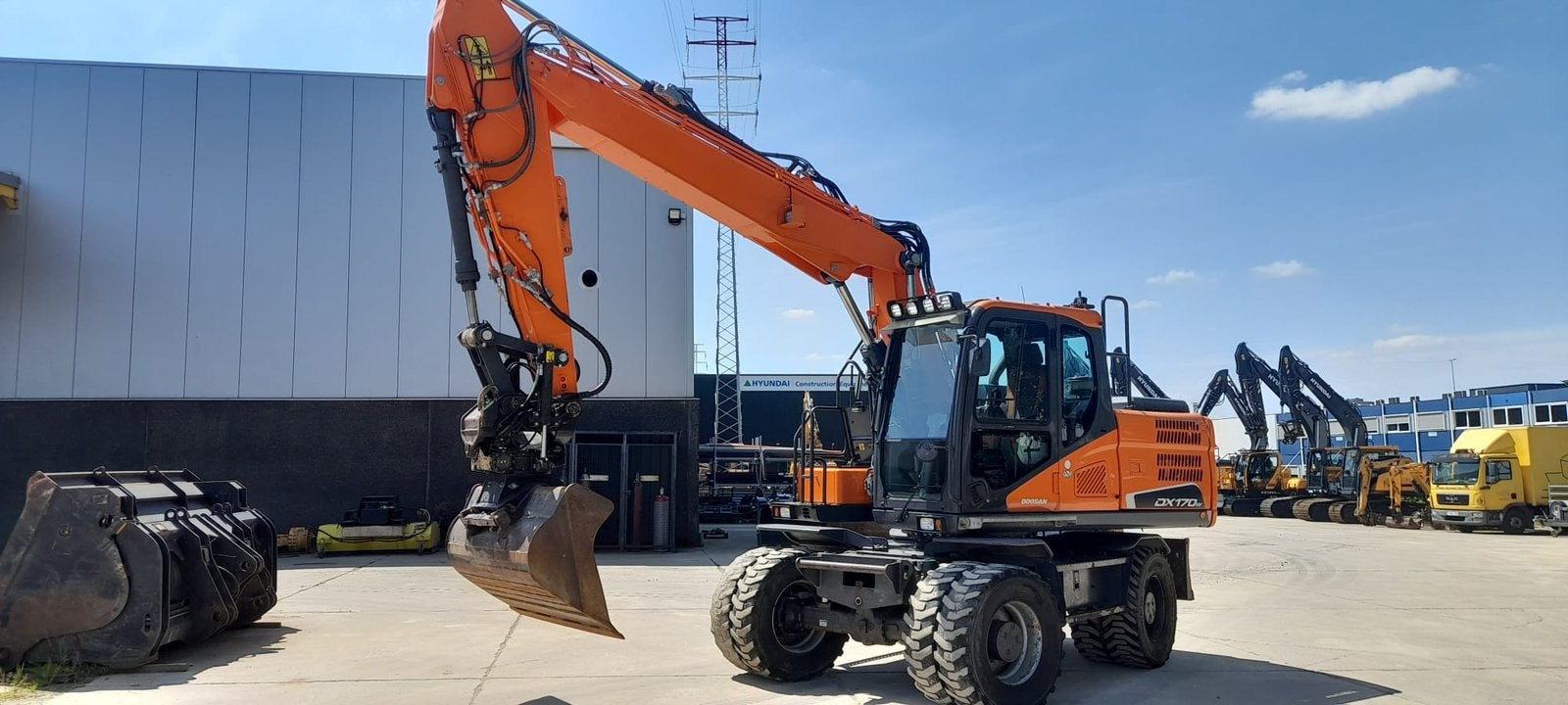 GEZOCHT DOOSAN GRAAFMACHINES, Ophalen of Verzenden, Graafmachine