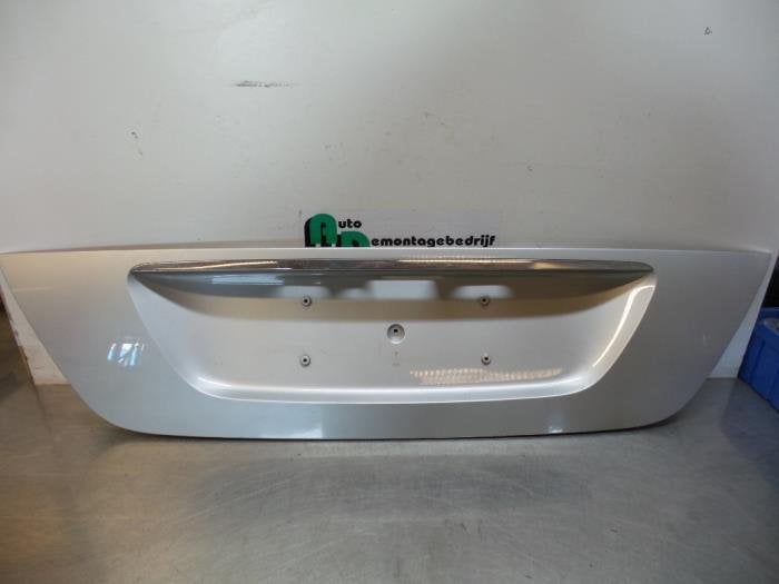 Support plaque d'immatriculation arrière d'un Mercedes E-Kl, -, 3 mois de garantie, Utilisé, -