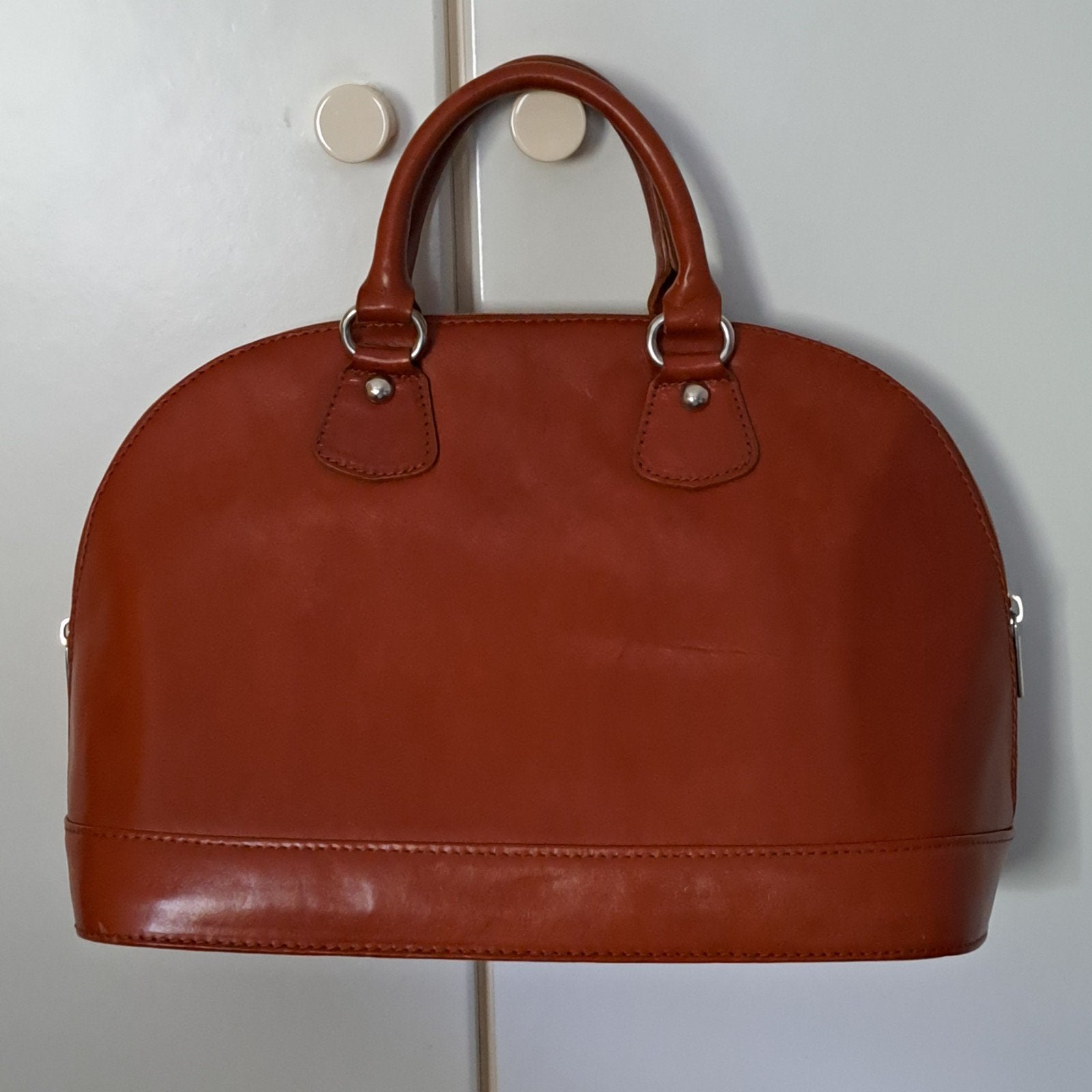 Sac à main Vera Pelle de couleur cognac en parfait état, Bijoux, Sacs & Beauté, Sacs | Sacs Femme, Sac à main, Enlèvement ou Envoi