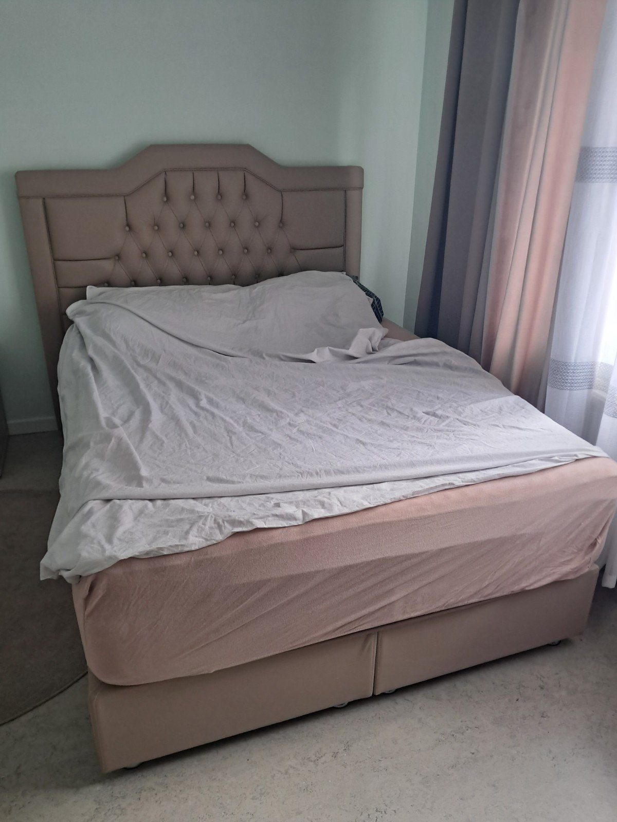 Bed met twee matrassen, Ophalen, Tweepersoons, 140 cm, Zo goed als nieuw